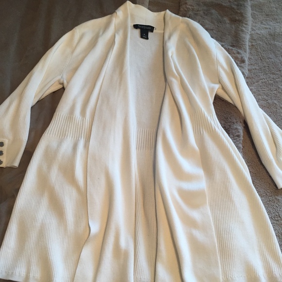 Cover ups - Picture 3 of 3